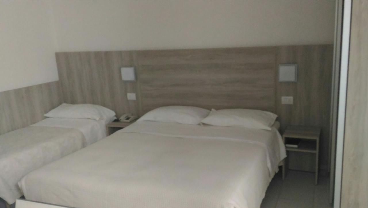 Hotel Monti Rimini Luaran gambar
